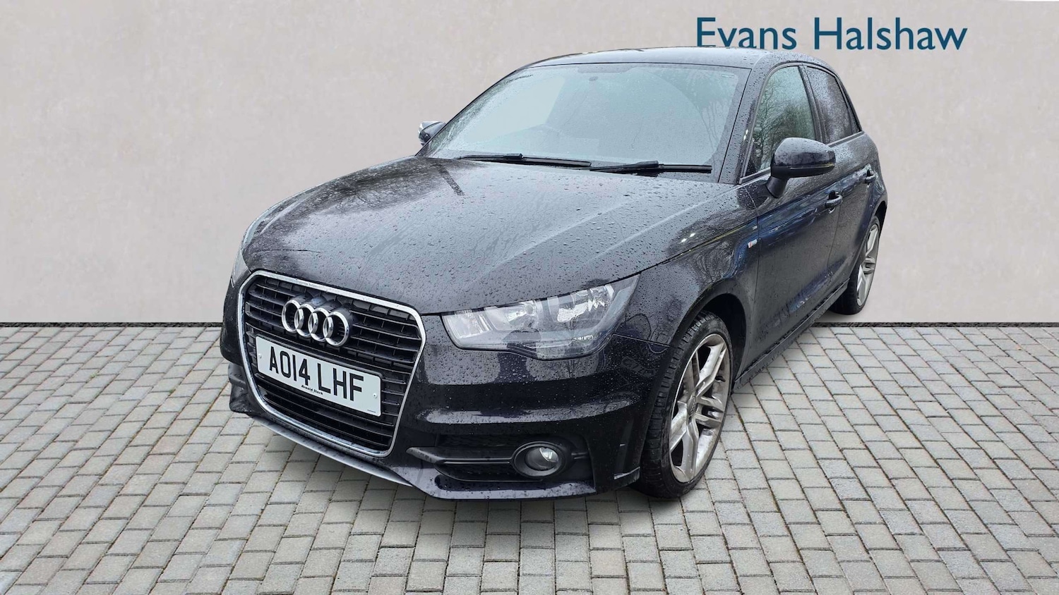 Used Audi A1 2014 for sale - 77686475: Photo 2