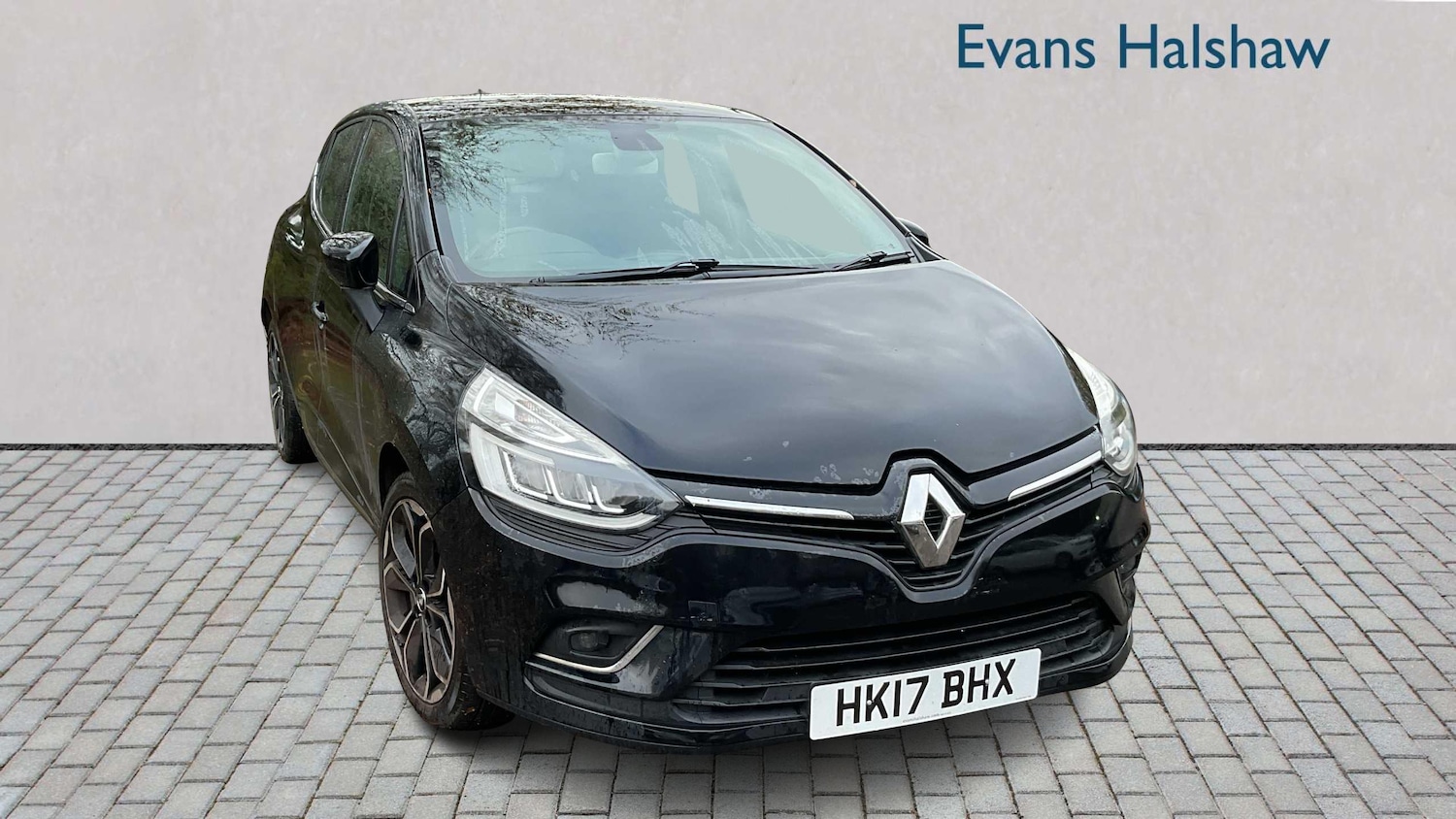 Used Renault Clio 2017 for sale - 76755309: Photo 1
