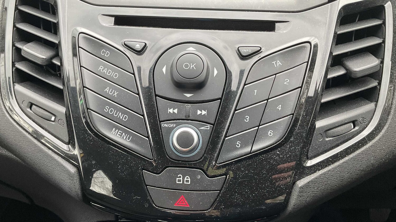 Used Ford Fiesta for sale - 78104557: Photo 12