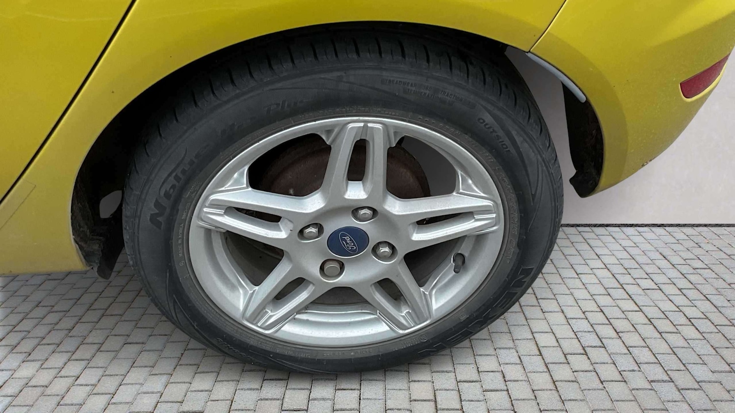 Used Ford Fiesta for sale - 78104557: Photo 3