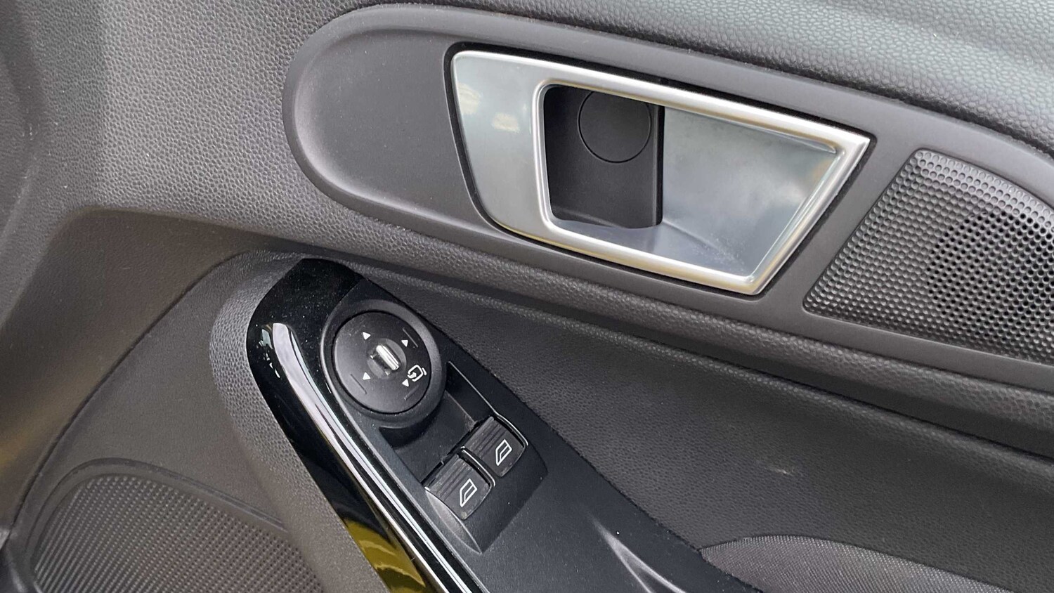 Used Ford Fiesta for sale - 78104557: Photo 9