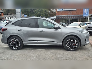 Used Ford Kuga 2024 for sale - 76205276: Photo 2