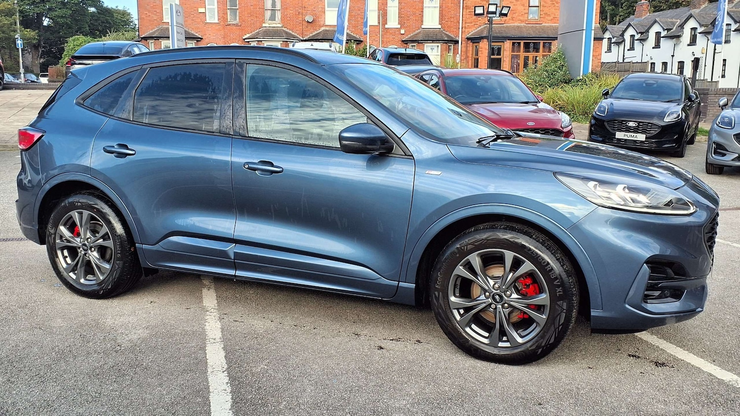 Used Ford Kuga 2023 for sale - 76125739: Photo 2
