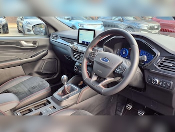 Used Ford Kuga 2023 for sale - 76125739: Photo 4