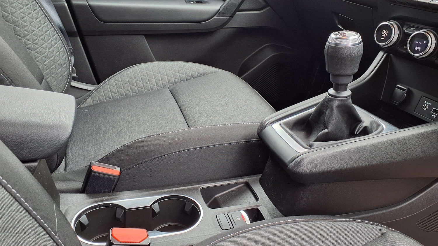 Used Renault Captur 2022 for sale - 76141547: Photo 19