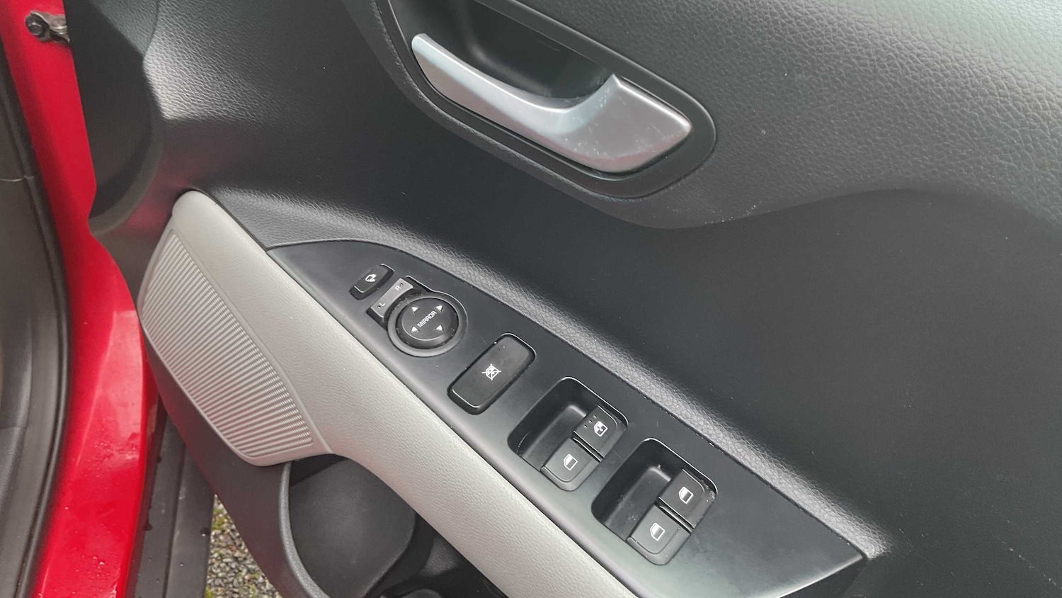 Used Kia Stonic 2019 for sale - 77135037: Photo 11