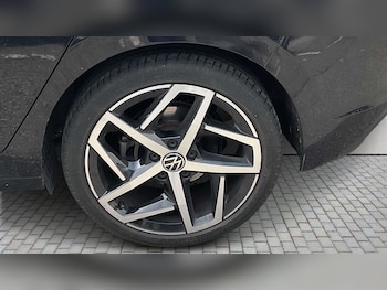 Used Volkswagen Golf 2020 for sale - 78869450: Photo