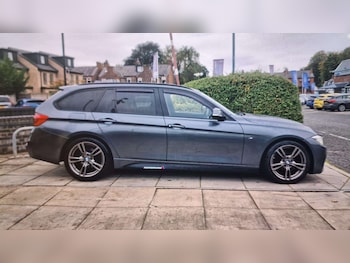 Used BMW 3 Series 2016 for sale - 76262328: Photo