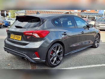 Used Ford Focus 2020 for sale - 76075466: Photo 3