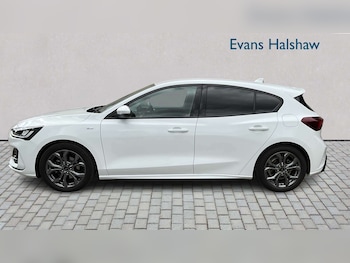 Used Ford Focus 2023 for sale - 79095807: Photo