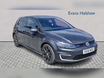 Used Volkswagen Golf 2016 for sale - 78967653: Photo