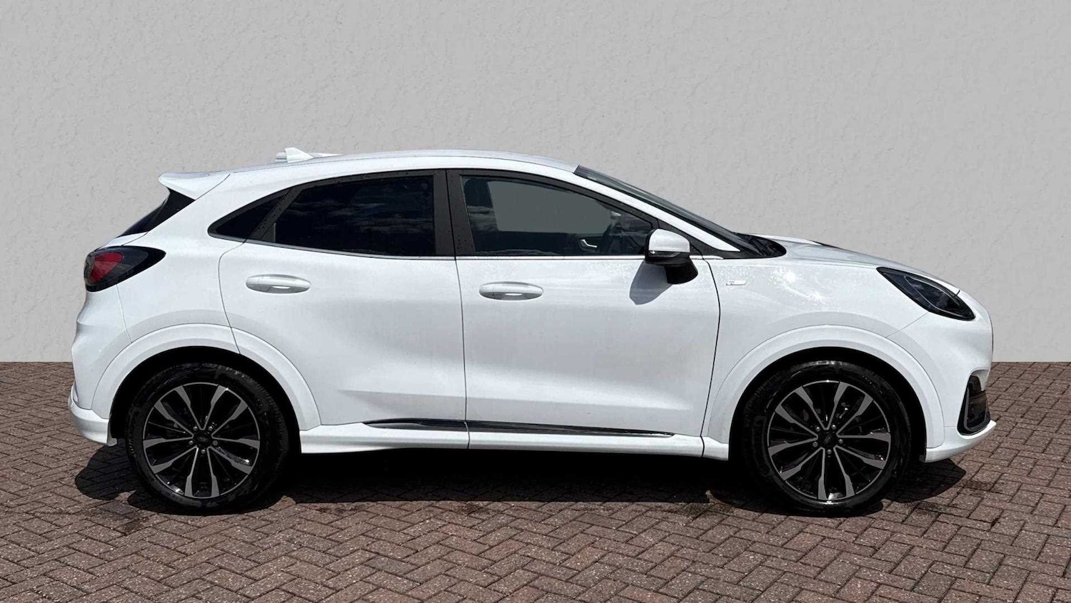 Used Ford Puma 2023 for sale - 75993920: Photo 2