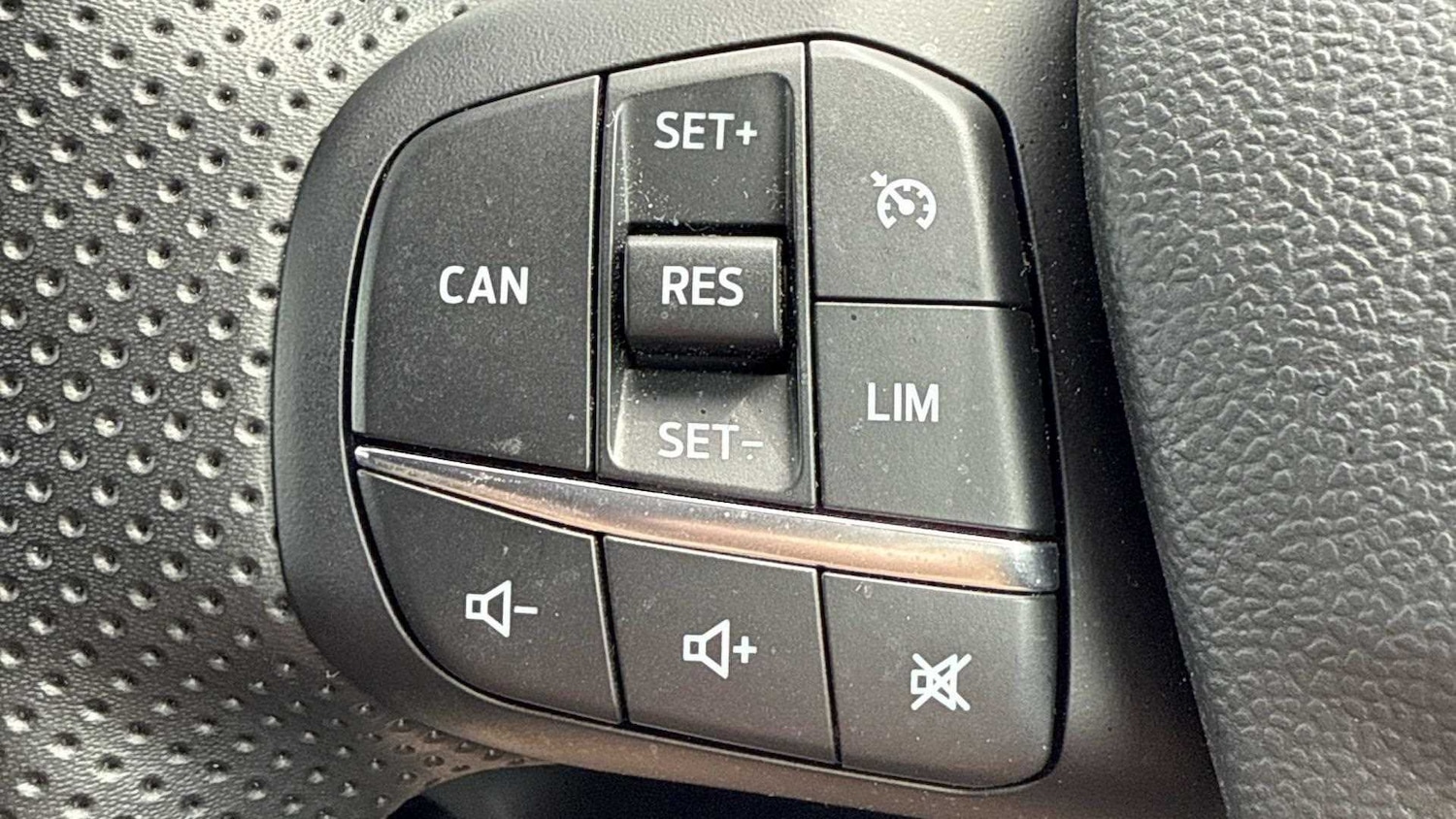 Used Ford Puma 2023 for sale - 75993920: Photo 20