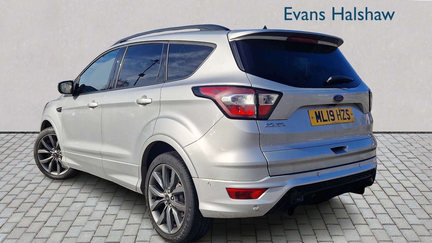 Used Ford Kuga 2019 for sale - 77741059: Photo 2