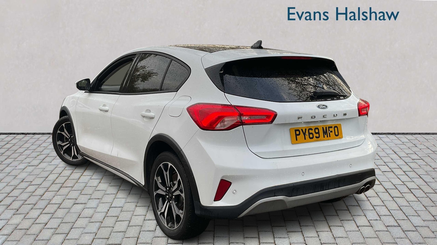 Used Ford Focus 2020 for sale - 76755303: Photo 2