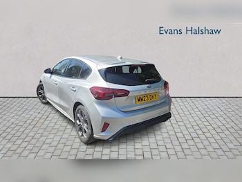 Used Ford Focus 2023 for sale - 79172406: Photo