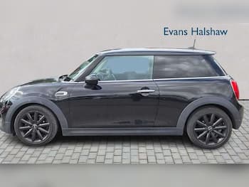 Used MINI Hatch 2018 for sale - 79648744: Photo