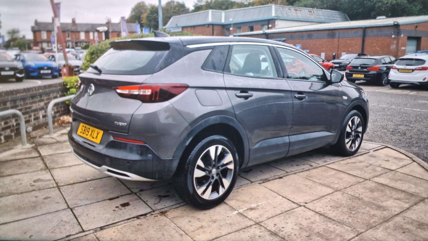 Used Vauxhall Grandland X 2019 for sale - 76262511: Photo 3