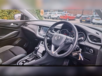 Used Vauxhall Grandland X 2019 for sale - 76262511: Photo