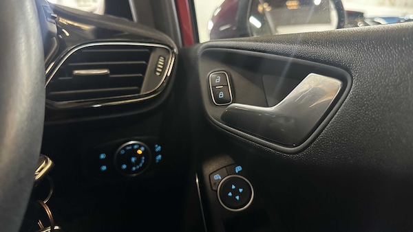 Used Ford Fiesta 2018 for sale - 76286425: Photo 23