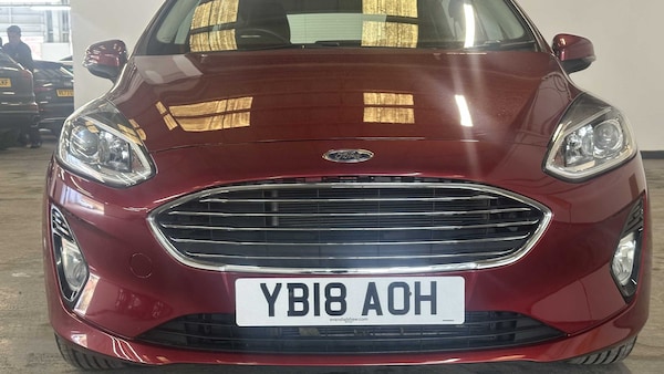 Used Ford Fiesta 2018 for sale - 76286425: Photo 2