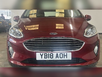 Used Ford Fiesta 2018 for sale - 76286425: Photo 2
