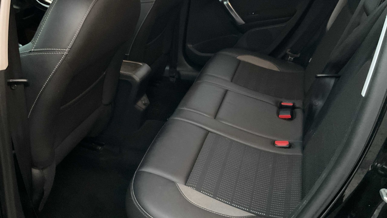 Used Peugeot 2008 2017 for sale - 76298483: Photo 17