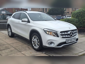 Mercedes-Benz - GLA
