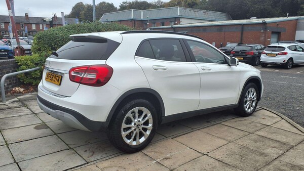 Used Mercedes-Benz GLA 2018 for sale - 76262488: Photo 3