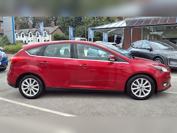 Used Ford Focus 2016 for sale - 76141531: Photo 2