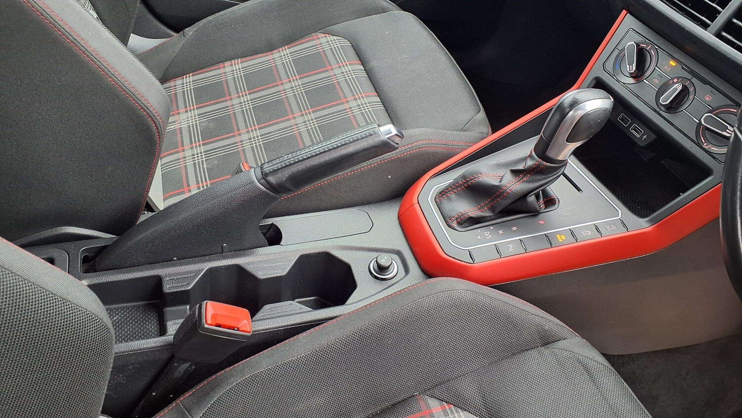 Used Volkswagen Polo 2019 for sale - 76141742: Photo 17