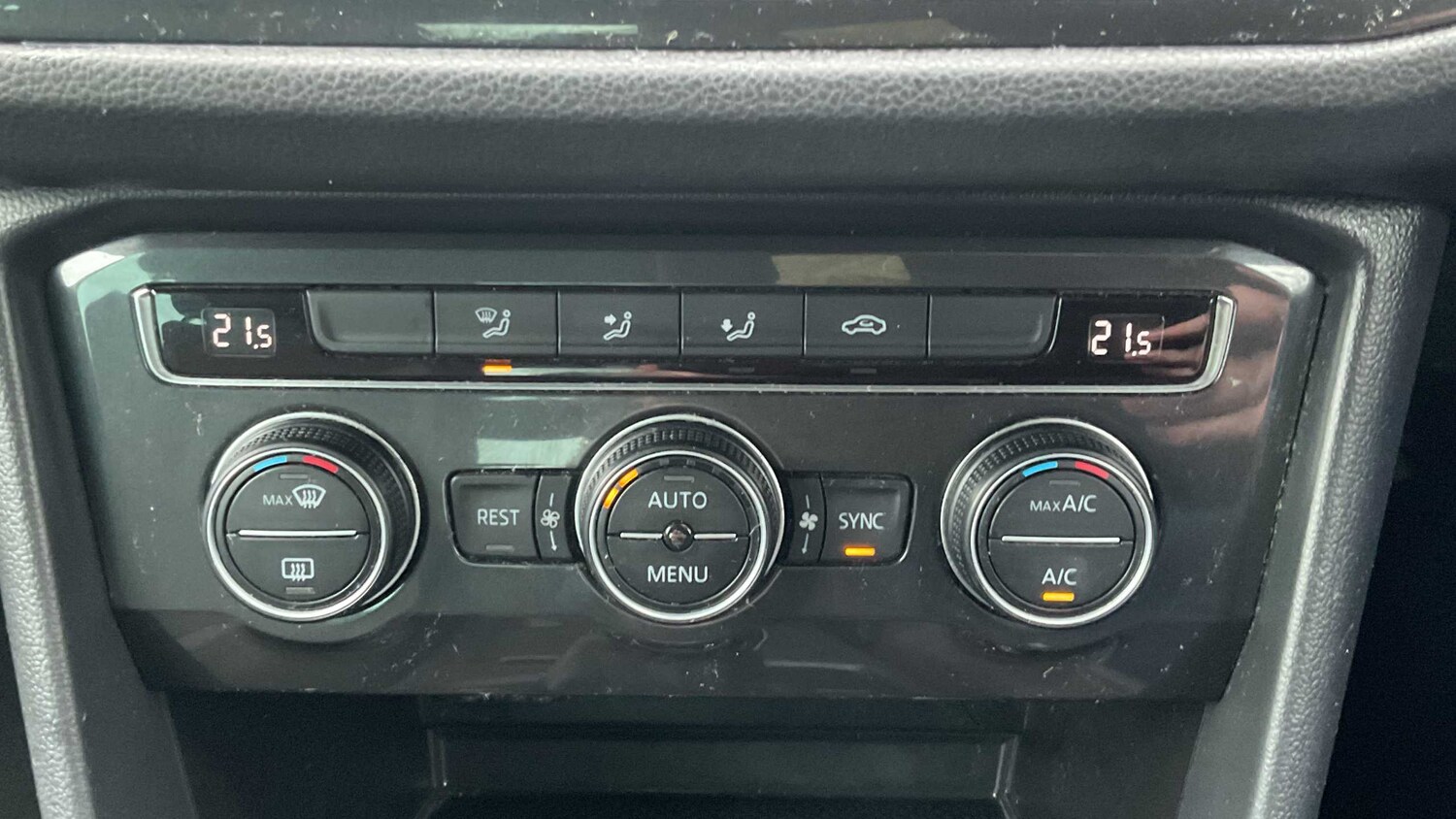 Used Volkswagen Tiguan 2019 for sale - 77058327: Photo 21