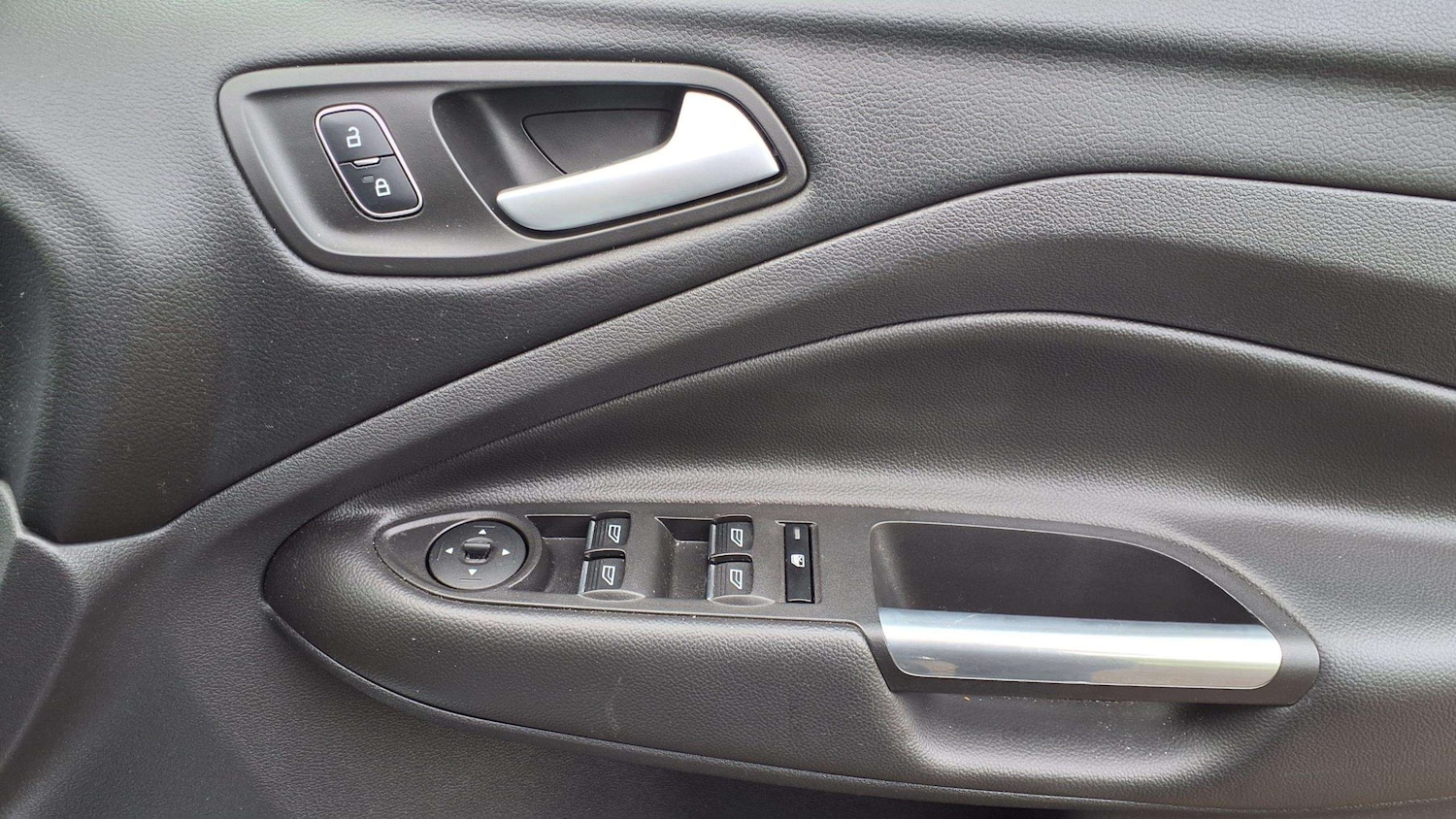 Used Ford Kuga 2019 for sale - 77158645: Photo 27