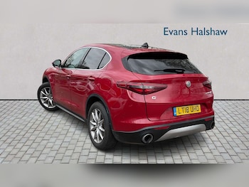 Used Alfa Romeo Stelvio 2018 for sale - 78104902: Photo