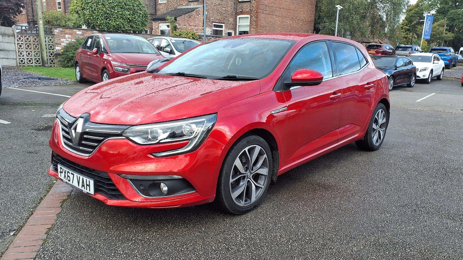 Used Renault Megane 2017 for sale - 76339549: Photo 2