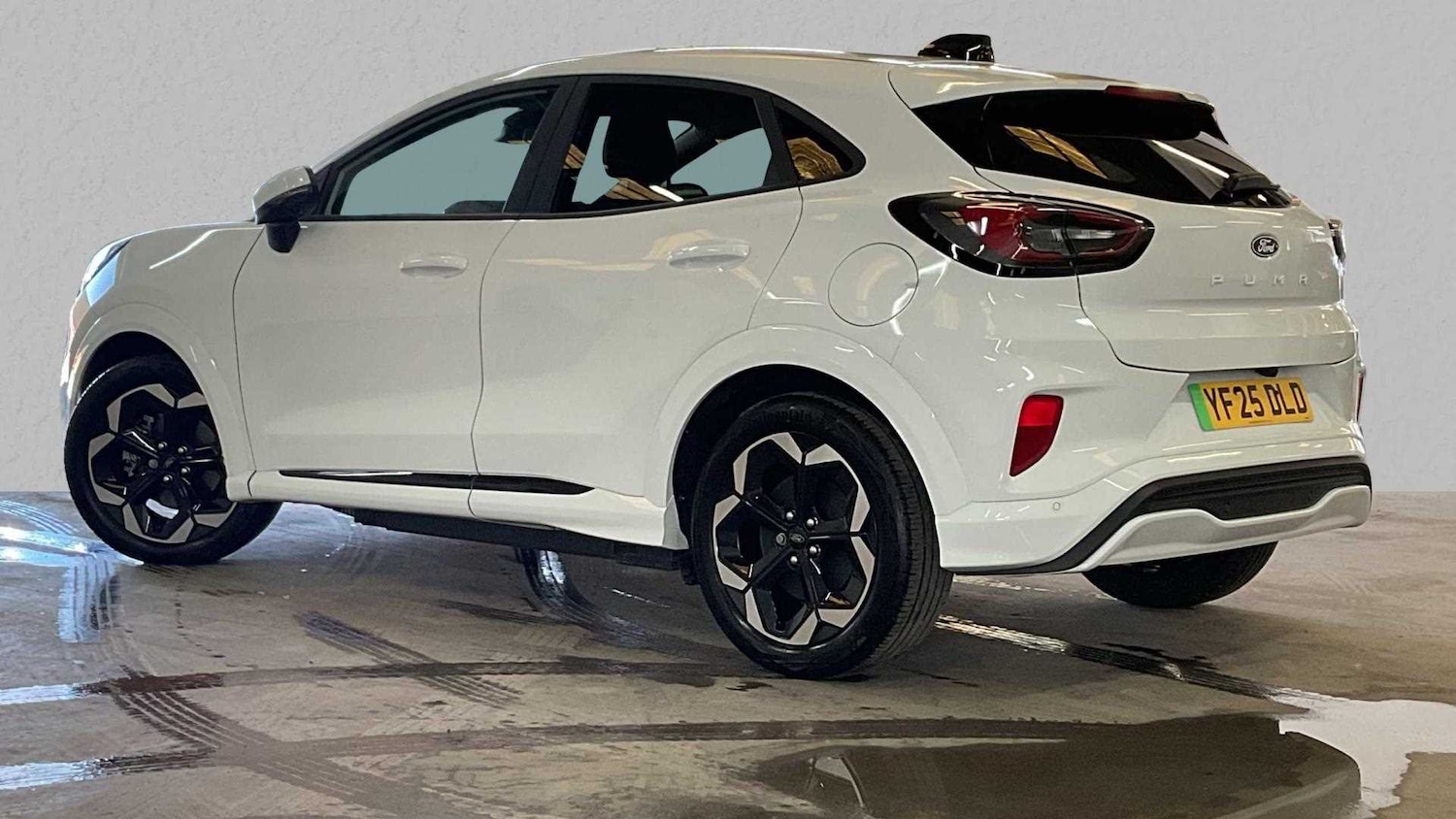 Used Ford Puma 2025 for sale - 76373640: Photo 2