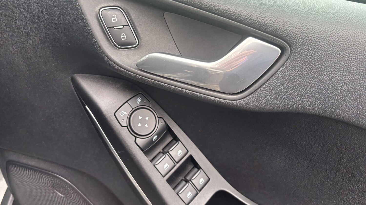 Used Ford Fiesta 2023 for sale - 77628094: Photo 8