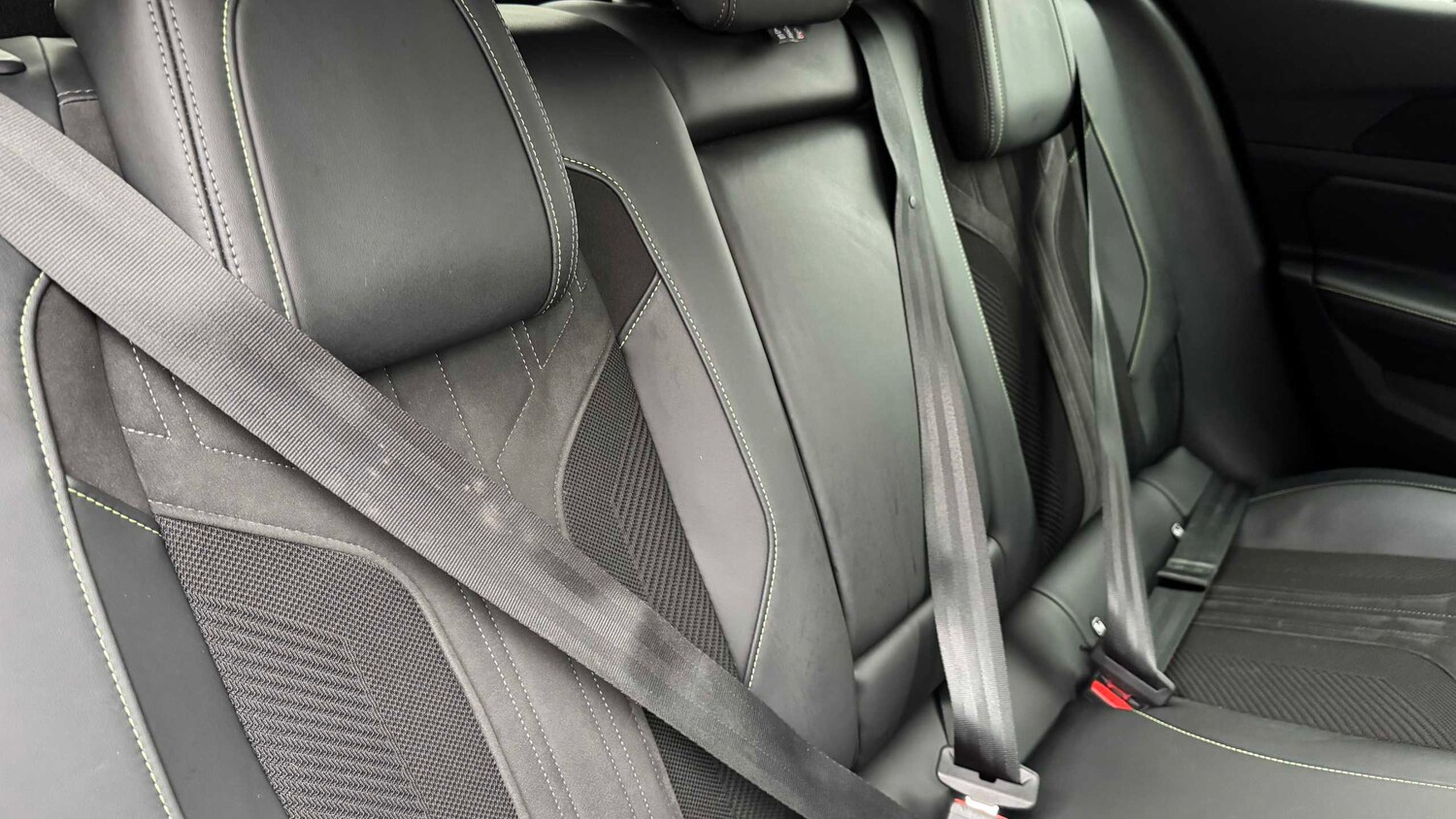 Used Peugeot 408 2023 for sale - 77787126: Photo 35