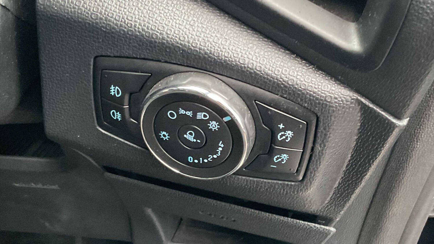 Used Ford Ecosport 2020 for sale - 77913602: Photo 11