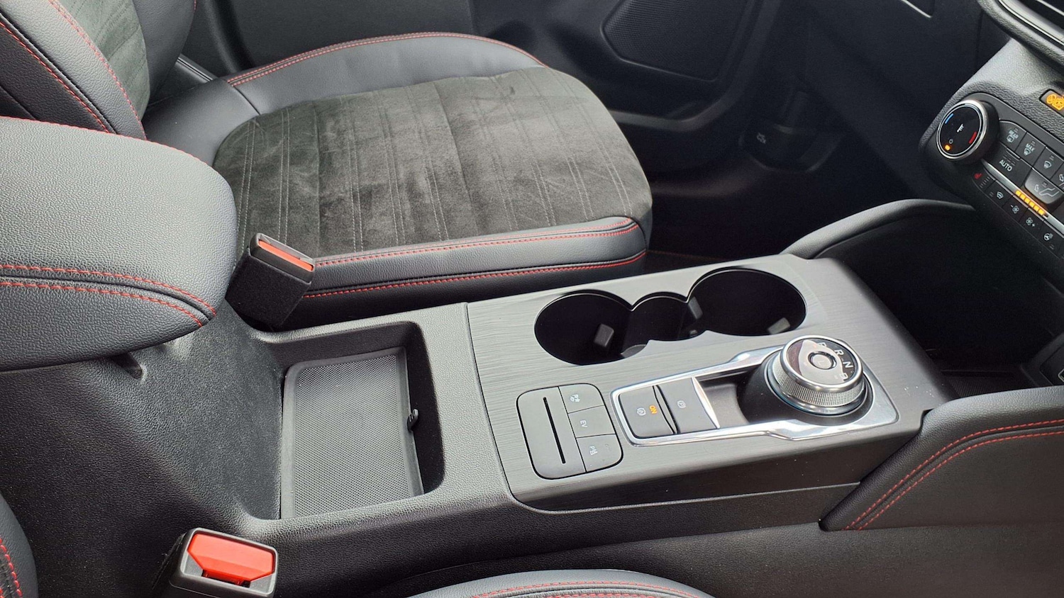 Used Ford Kuga 2023 for sale - 75981403: Photo 17