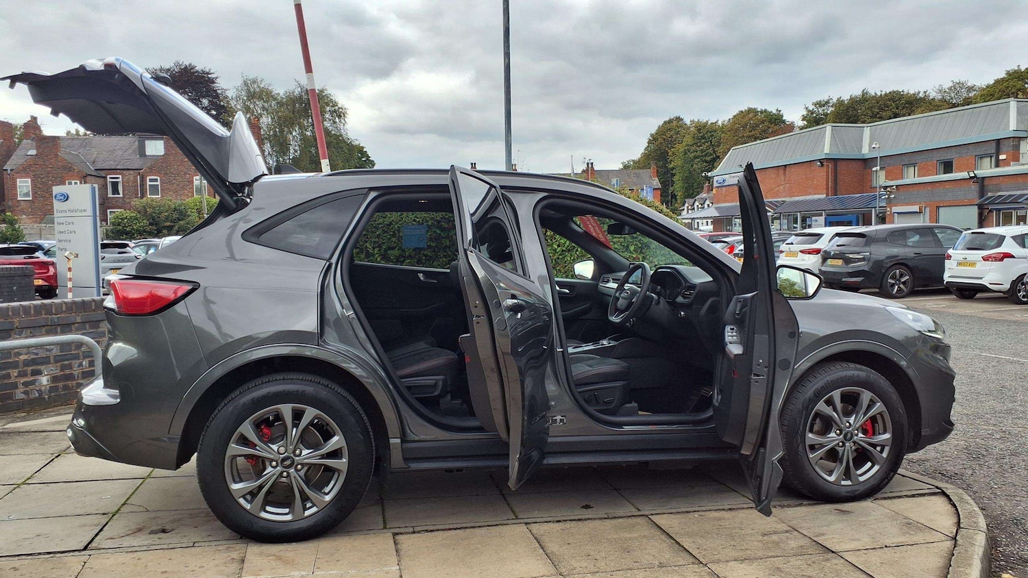 Used Ford Kuga 2023 for sale - 75981403: Photo 8