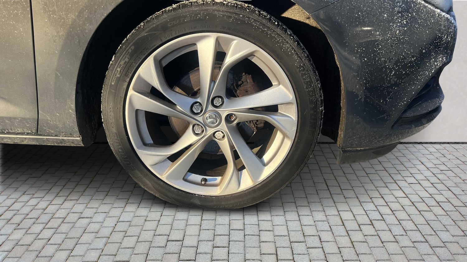 Used Vauxhall Astra 2016 for sale - 77112478: Photo 2