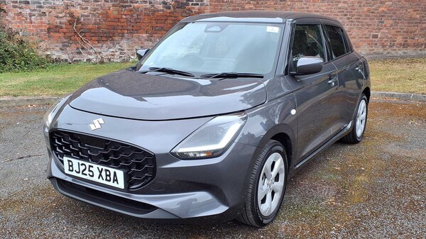 Used Suzuki Swift 2025 for sale - 75812544: Photo 3