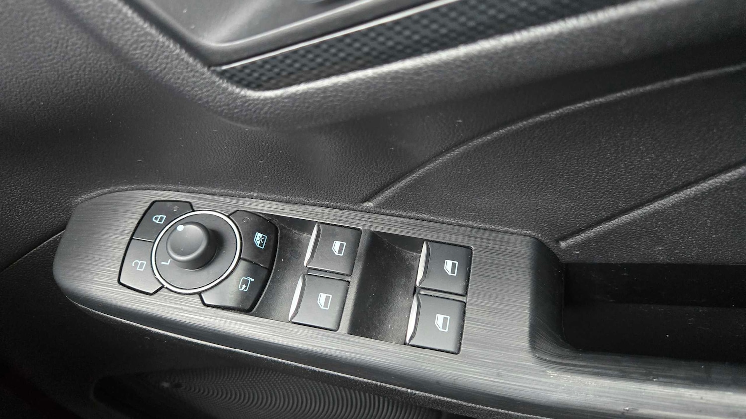 Used Ford Kuga 2023 for sale - 76851602: Photo 15