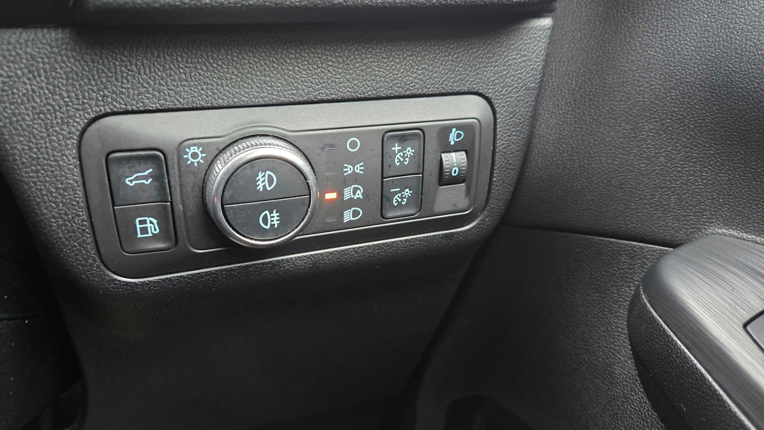 Used Ford Kuga 2023 for sale - 76851602: Photo 16