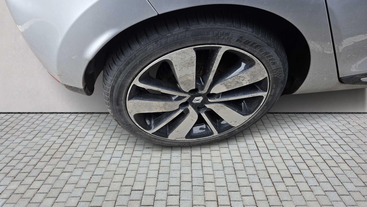 Used Renault Clio 2016 for sale - 77429091: Photo 4