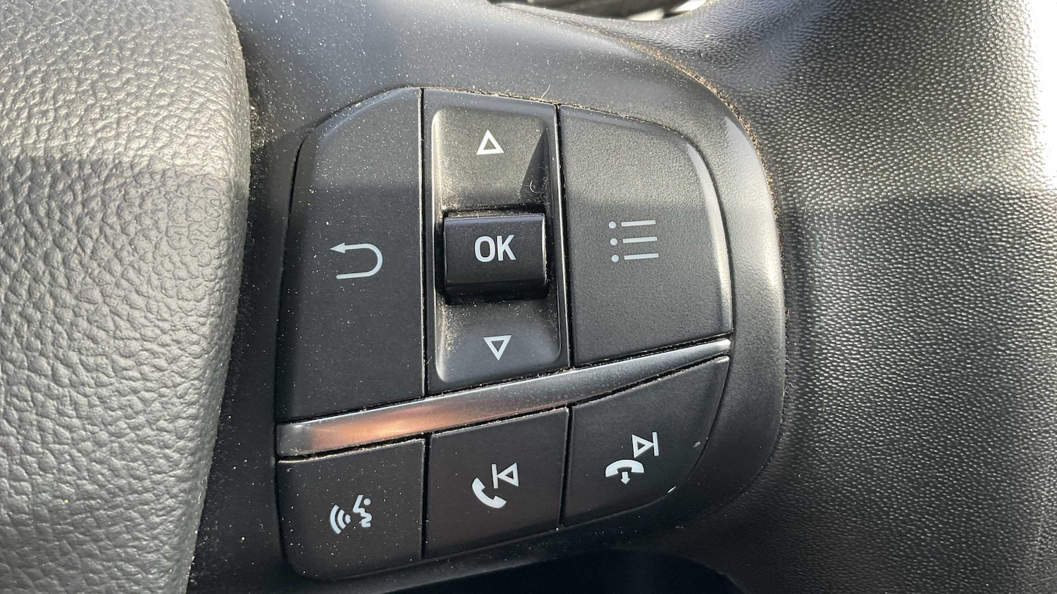 Used Ford Focus 2023 for sale - 76125861: Photo 18