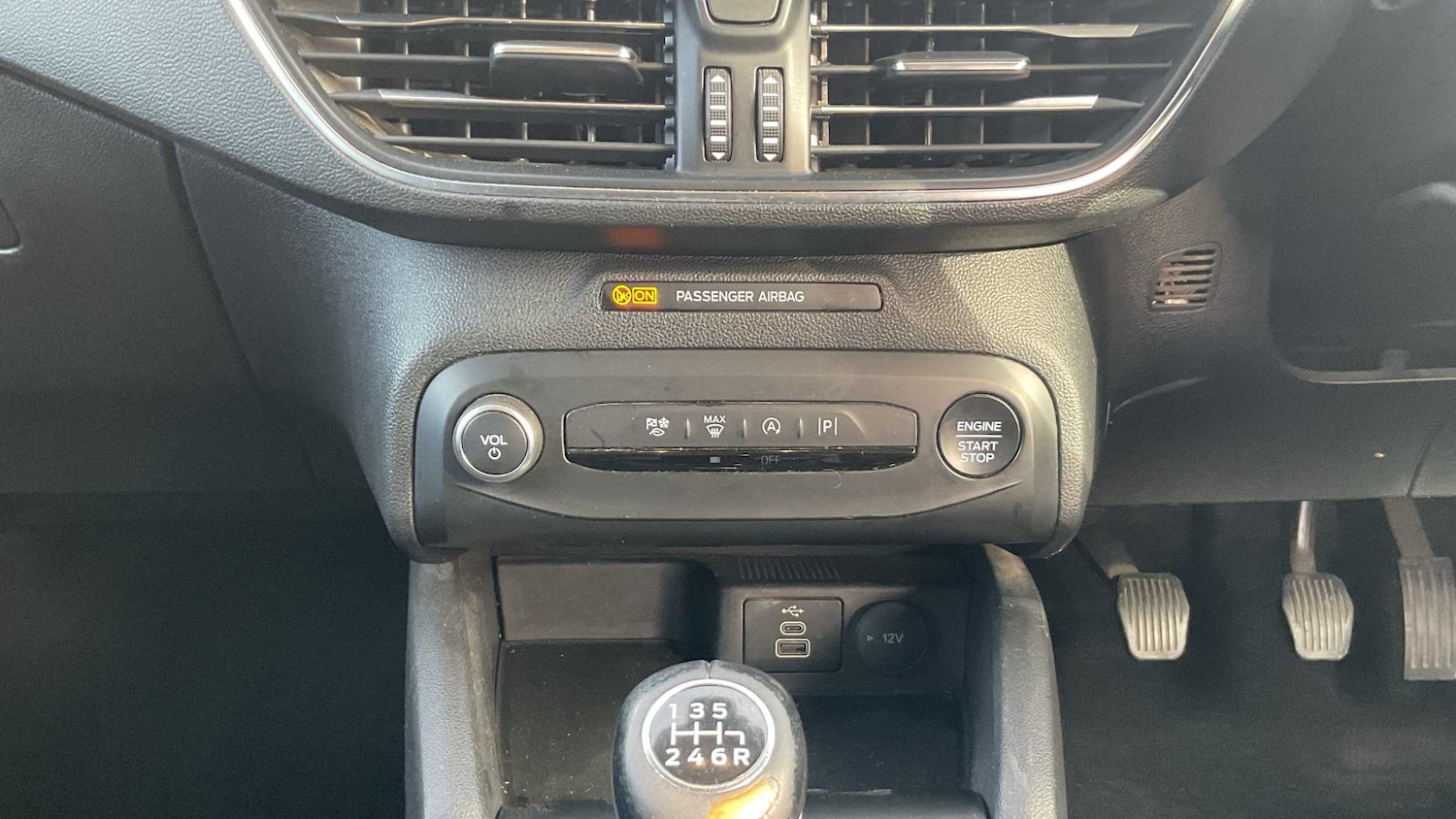 Used Ford Focus 2023 for sale - 76125861: Photo 30