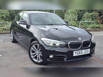 2015 - 120i Sport 5dr [Nav]