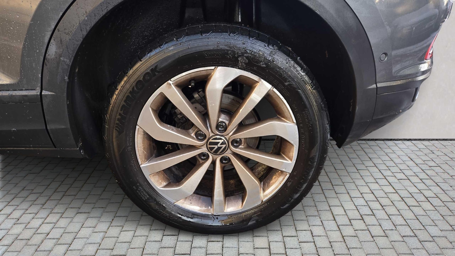 Used Volkswagen T-Roc 2024 for sale - 77123410: Photo 4